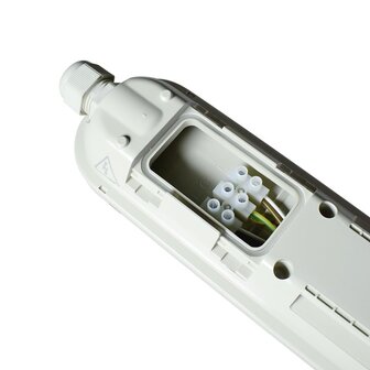 BLW 46W, 4000K, 6900 lumen, 150 cm, lineaire parkeergarage- hal verlichting